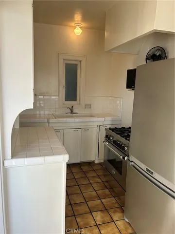 $370,000 | 360 West Ocean Boulevard, Unit 1106, Long Beach, CA 90802