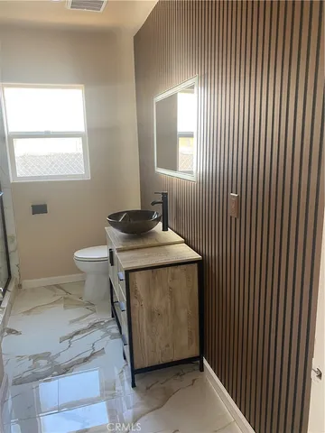 $307,000 | 2728 Kentucky Street, Bakersfield, CA 93306