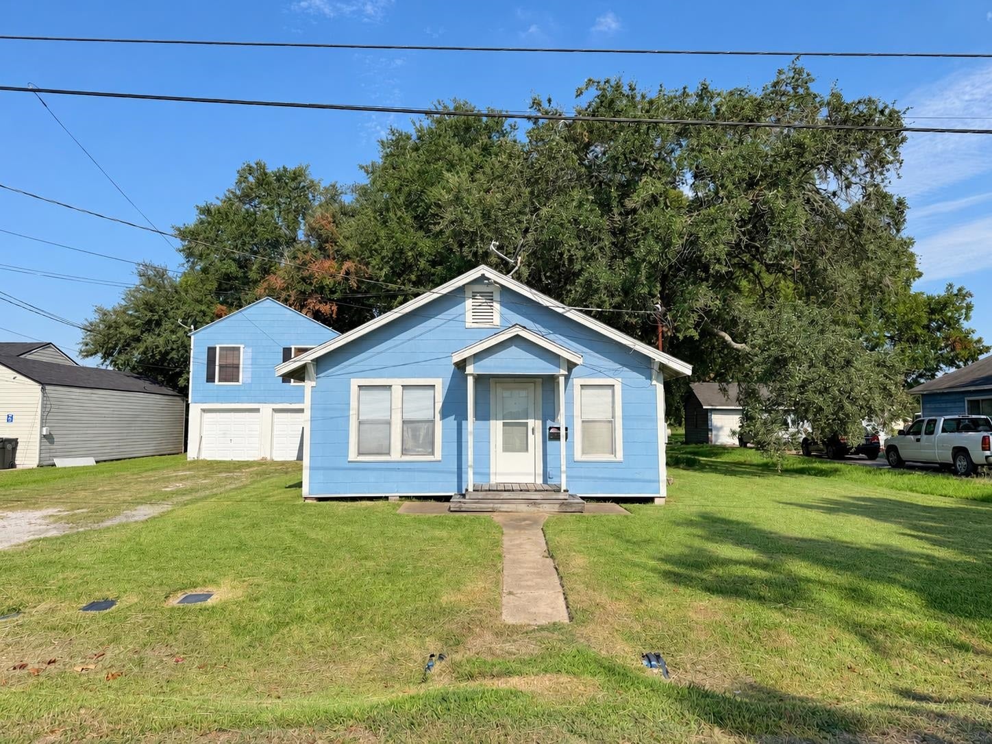 6129 Howe Street Groves, TX 77619 - Photo 1 of 11 Gallery Image 1