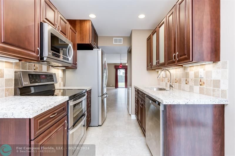 9806 Northwest 14th St Unit 2  