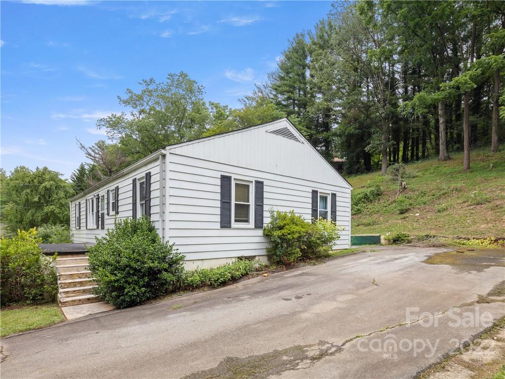 14 Spring Cove Road Asheville, NC 28804 - Photo 20 of 20 Gallery Image 20