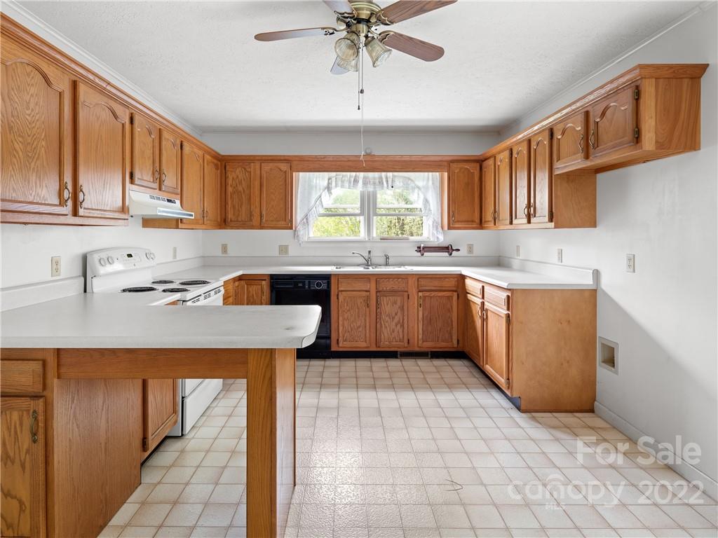 14 Spring Cove Road Asheville, NC 28804 - Photo 5 of 20 Gallery Image 5