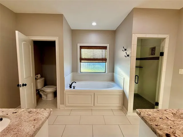 $2,300 | 3680 Lawrence Lane, Lake Charles, LA 70605