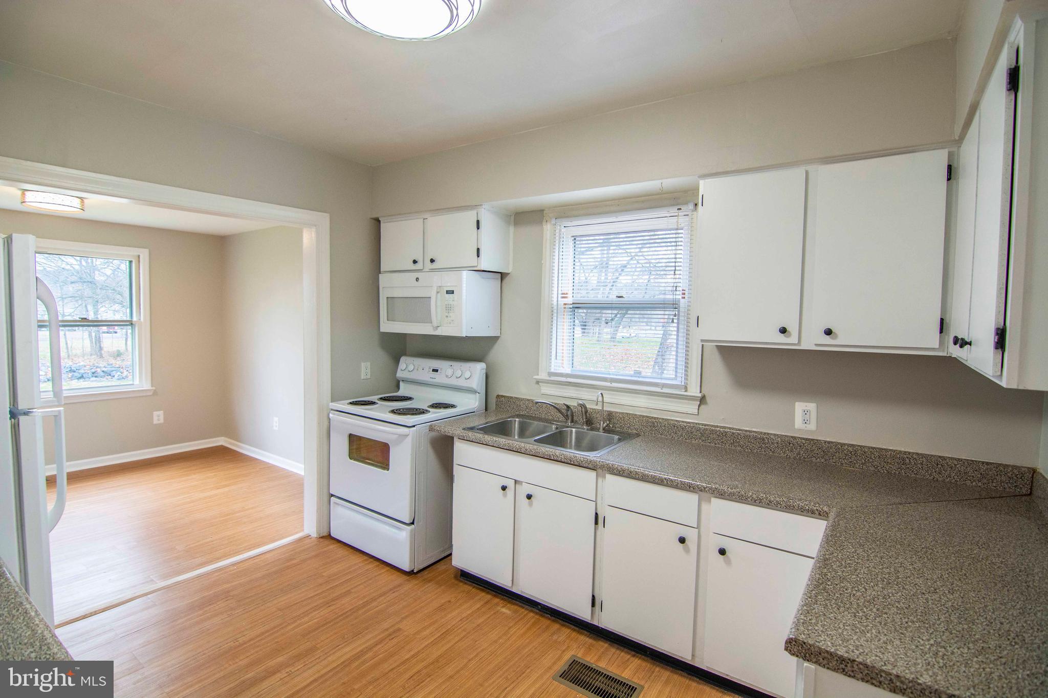 714 Crosby Road Front Royal, VA 22630 - Photo 11 of 35