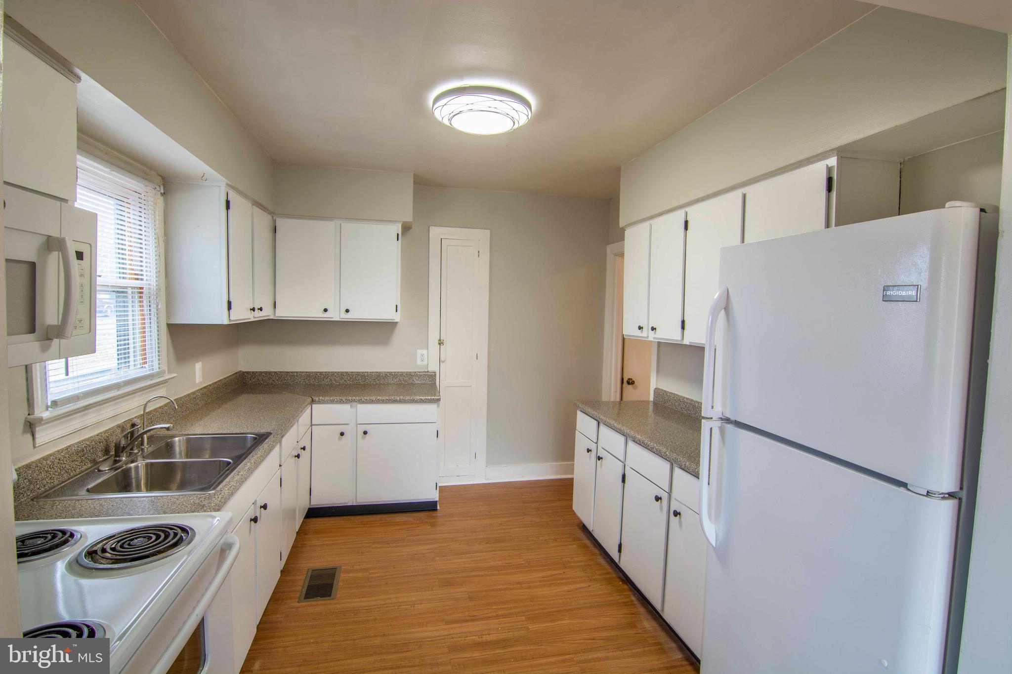 714 Crosby Road Front Royal, VA 22630 - Photo 12 of 35