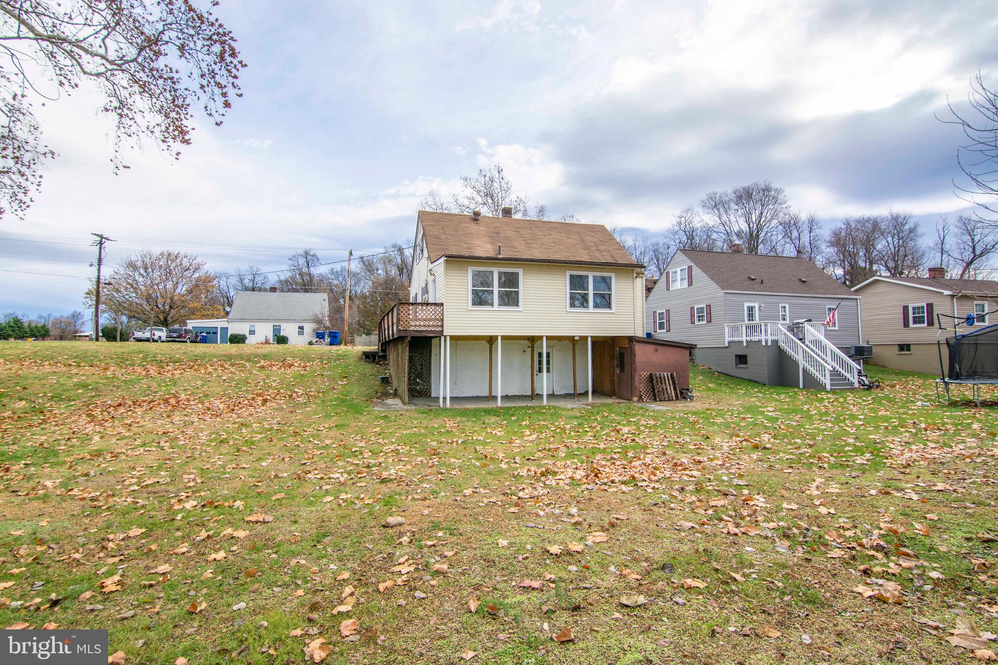 714 Crosby Road Front Royal, VA 22630 - Photo 27 of 35