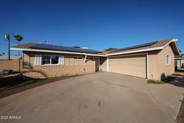 $375,000 | 2158 West Willow Avenue, Phoenix, AZ 85029