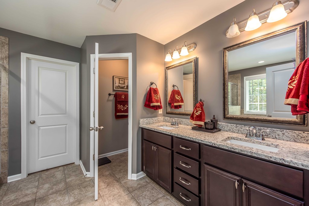317 Ross Road Waverly Hall, GA 31831 - Photo 24 of 35 BATH 4 (MASTER)