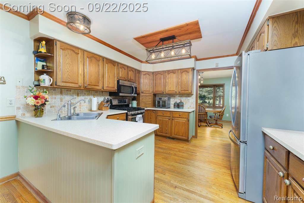 9511 West Allen Road Fowlerville, MI 48836 - Photo 14 of 98