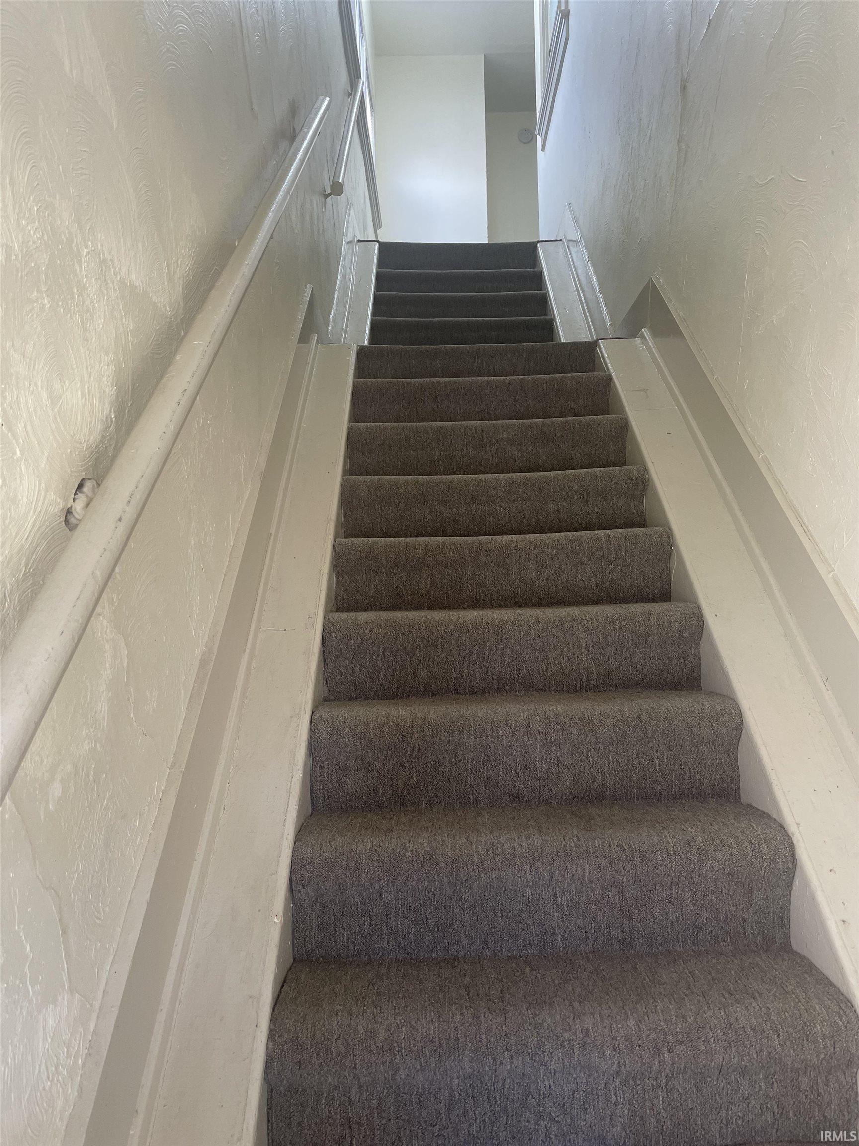 4013 South Wayne Avenue Fort Wayne, IN 46807 - Photo 12 of 26