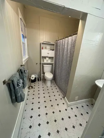 $510,000 | 4013 South Wayne Avenue, Fort Wayne, IN 46807