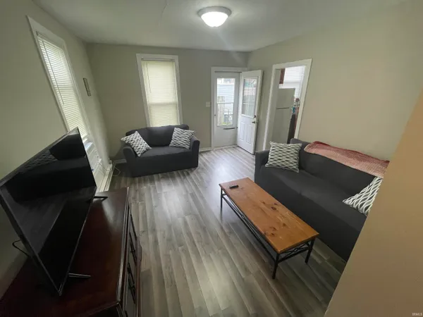 $499,000 | 4013 South Wayne Avenue, Fort Wayne, IN 46807