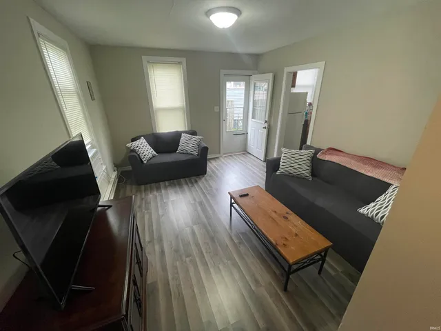 $510,000 | 4013 South Wayne Avenue, Fort Wayne, IN 46807