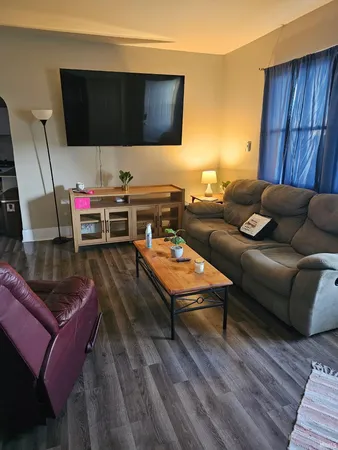 $499,000 | 4013 South Wayne Avenue, Fort Wayne, IN 46807