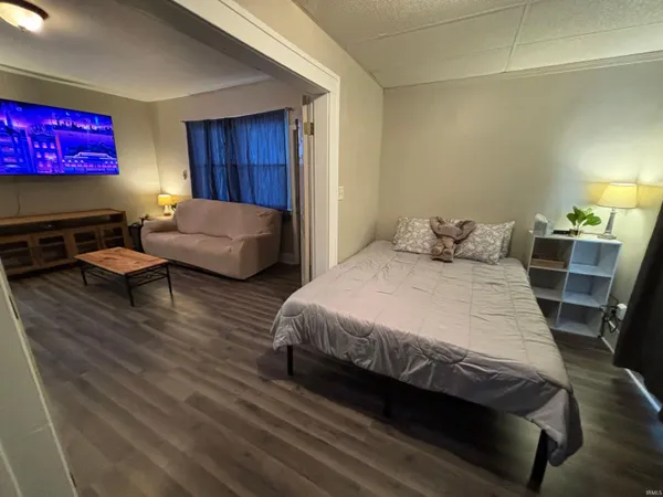 $499,000 | 4013 South Wayne Avenue, Fort Wayne, IN 46807