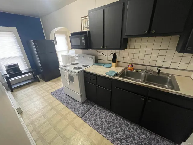 $510,000 | 4013 South Wayne Avenue, Fort Wayne, IN 46807