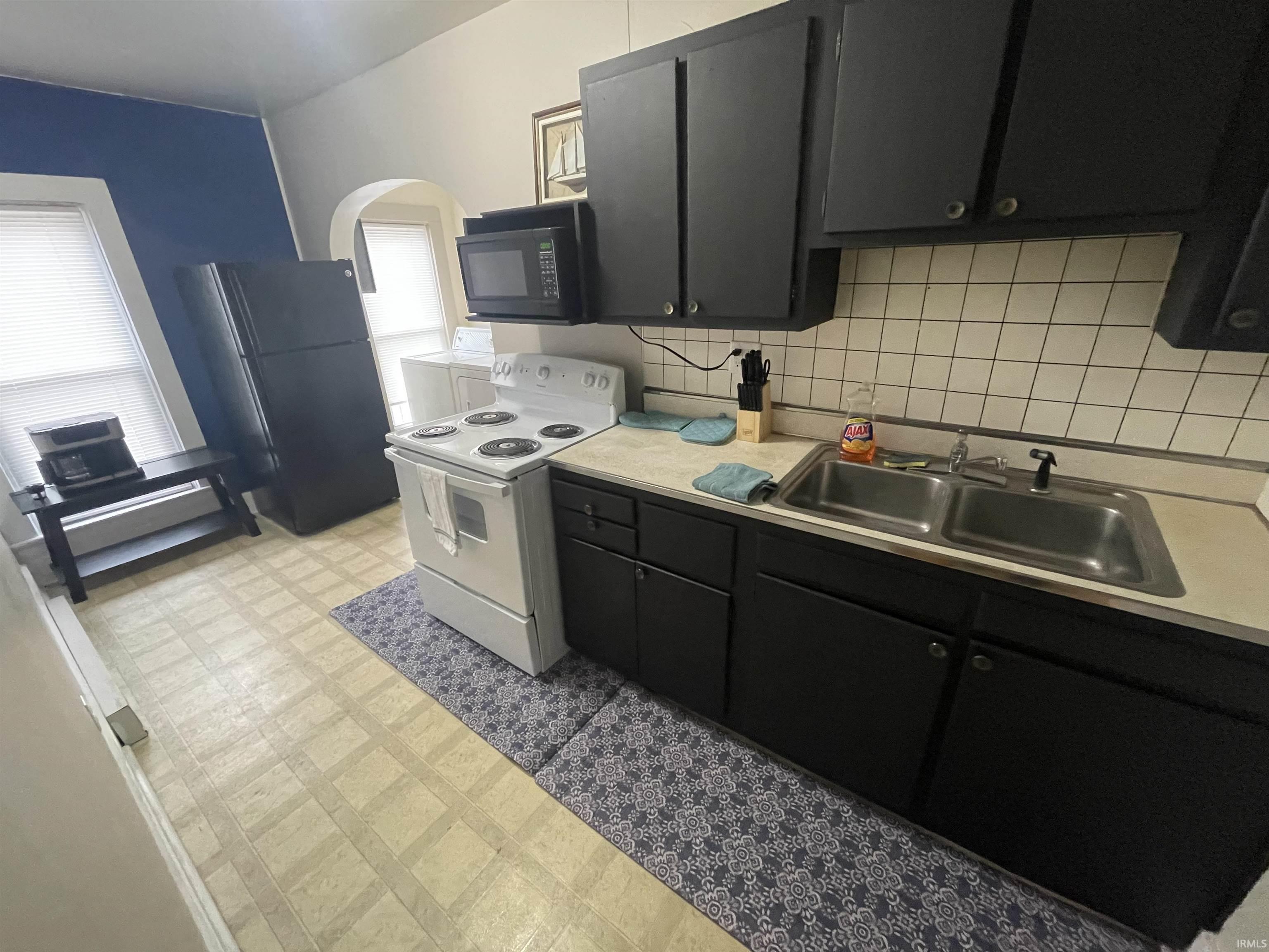 4013 South Wayne Avenue Fort Wayne, IN 46807 - Photo 8 of 26