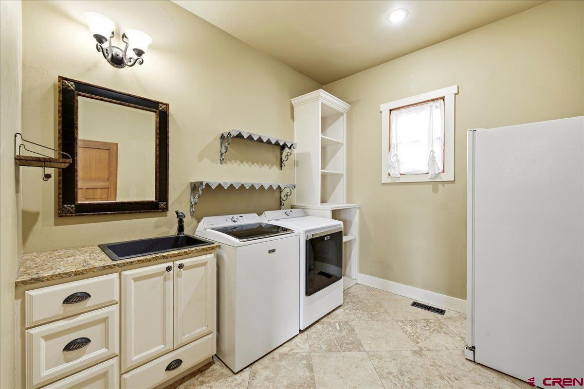 755 North Laura Street Ridgway, CO 81432 - Photo 33 of 44