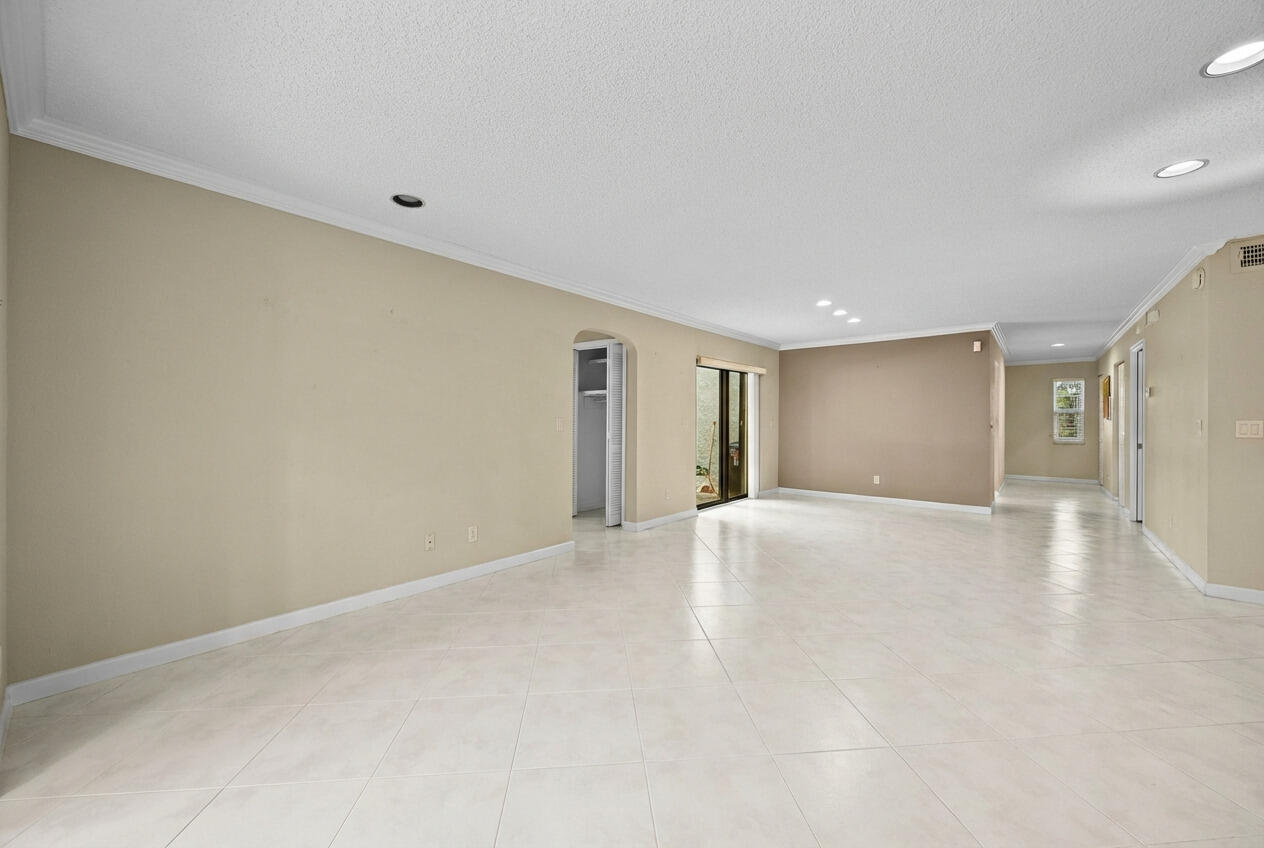 21691 Tall Palm Circle, Unit 3C Boca Raton, FL 33433 - Photo 23 of 74 collov-ai_20260201175701_42vayj
