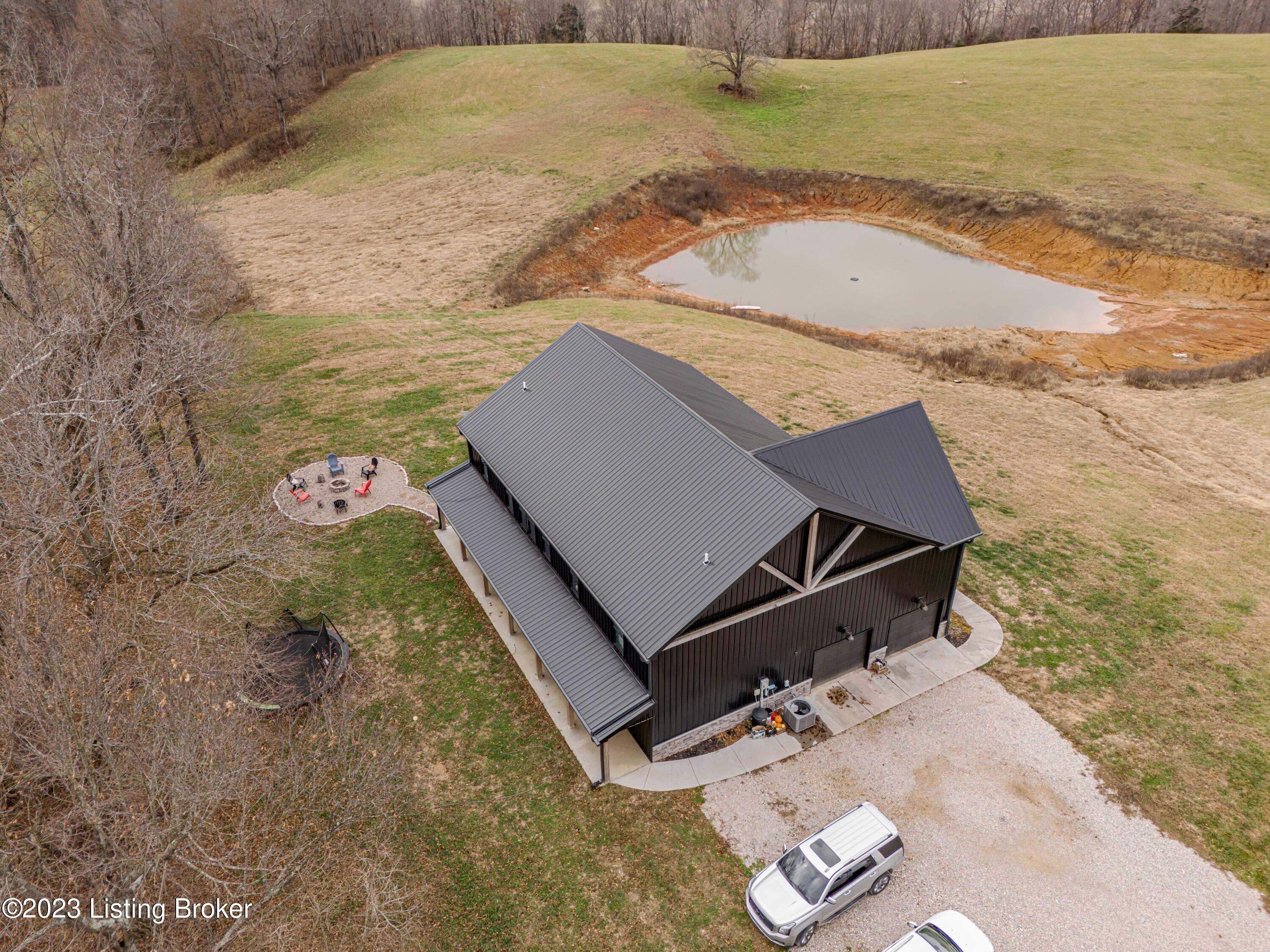 2185 McDowell Road Hodgenville, KY 42748 - Photo 68 of 90 Huge Home Ready for You!