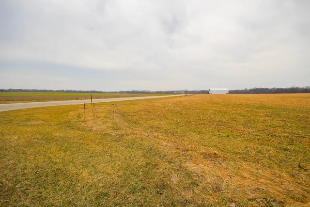$223,200 | Three Hov Aire Drive, Unit 13 95 ACRES, Three Rivers, MI 49093
