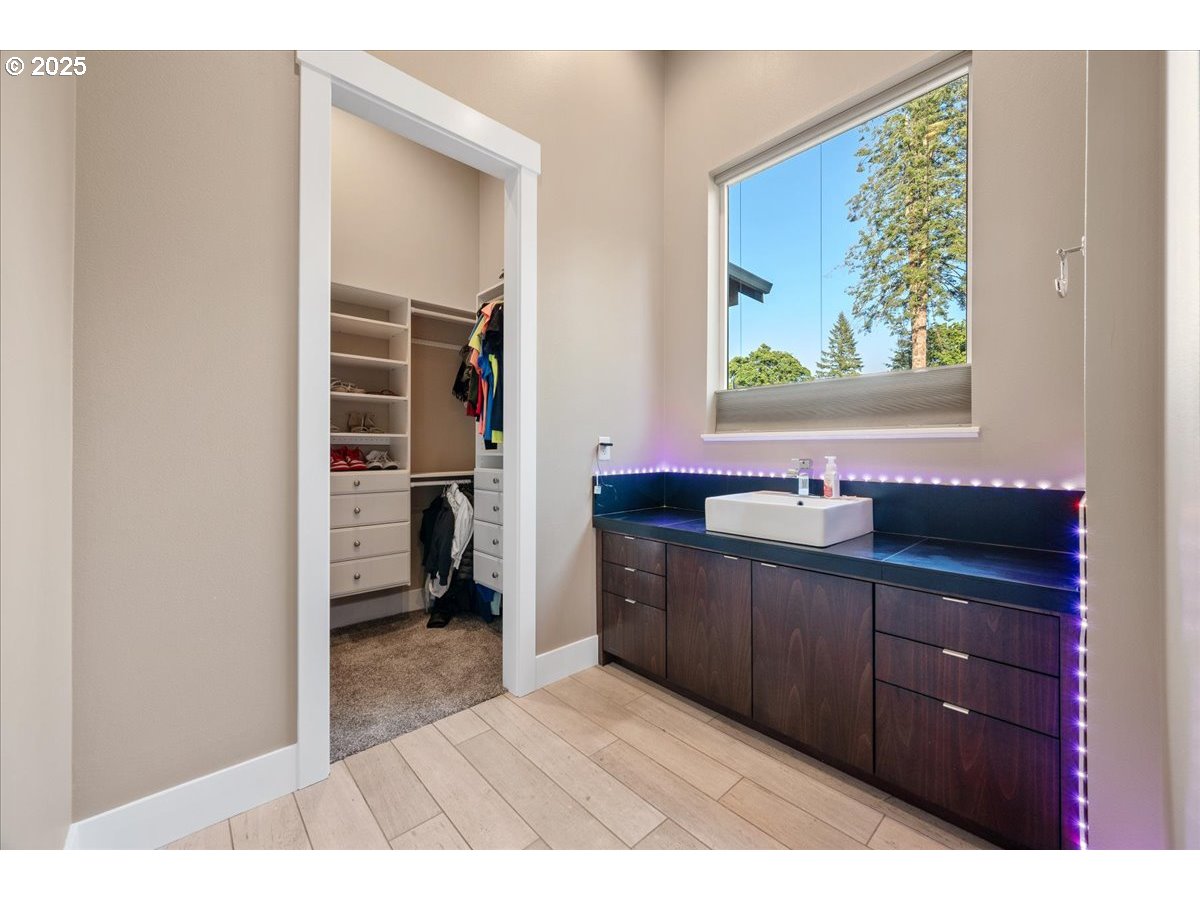 38724 Northeast Christensen Road La Center, WA 98629 - Photo 20 of 47 Attached Bathroom #2