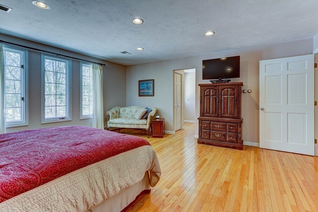 166 R Holliston Street Medway, MA 02053 - Photo 31 of 41 Gallery Image 31