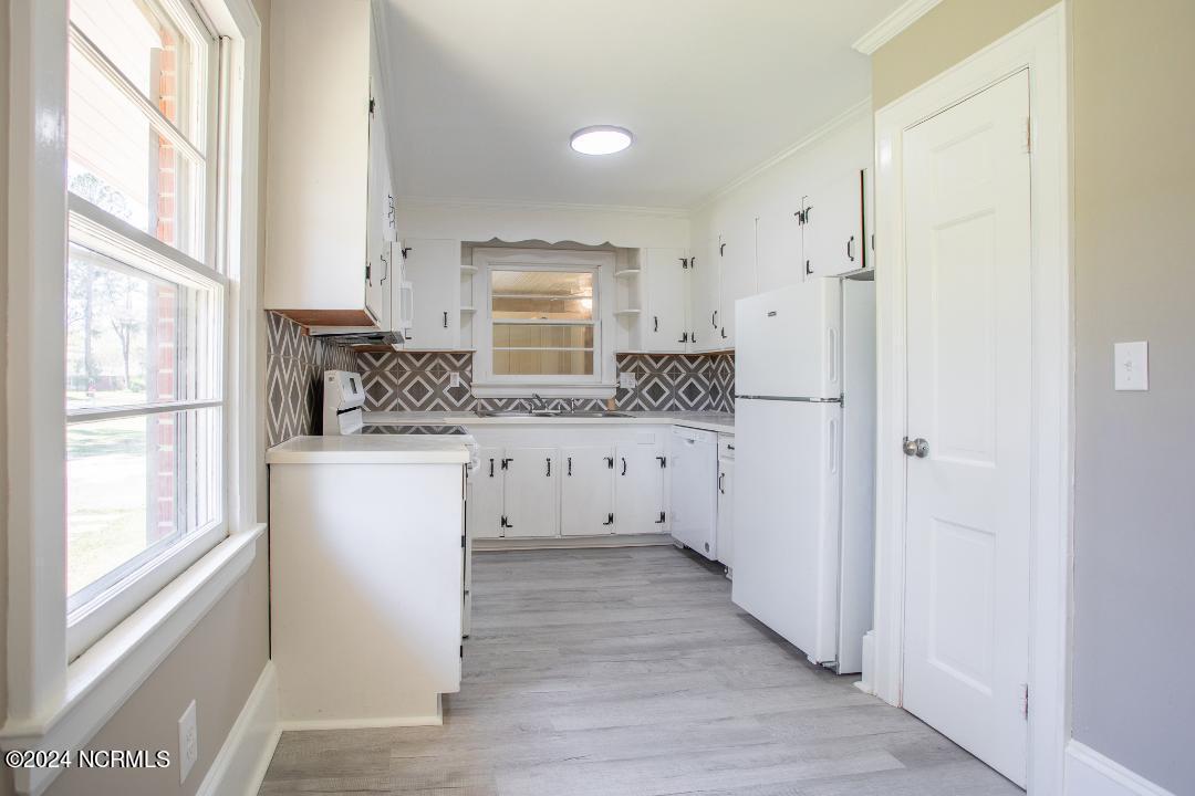 222 Old Roper Loop Plymouth, NC 27962 - Photo 15 of 30 Kitchen