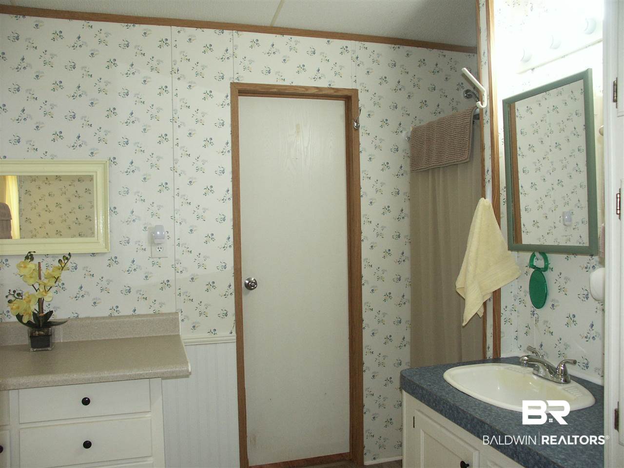 1634 Matias Drive Lillian, AL 36549 - Photo 10 of 19 Master Bath