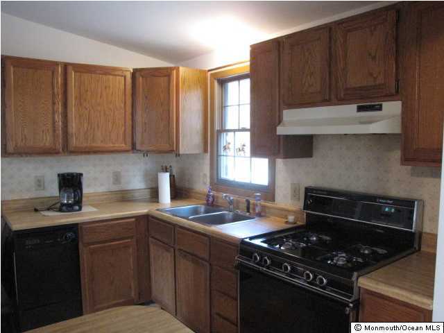 920 Anderson Road Jackson, NJ 08527 - Photo 1 of 3 Primary Photo