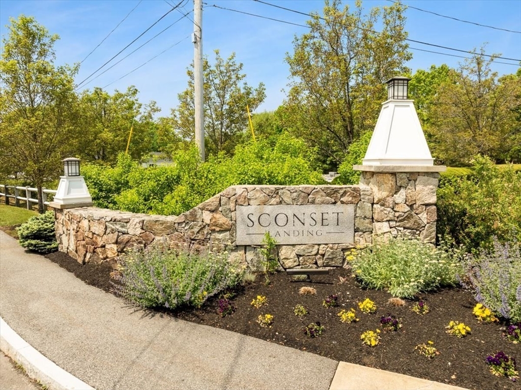 10 Milestone Way, Unit 10 Hanover, MA 02339 - Photo 1 of 42 Gallery Image 1