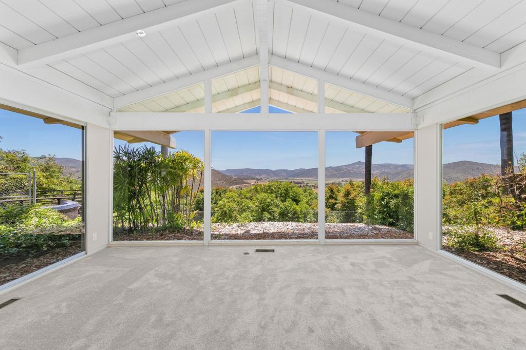 14048 San Pasqual Valley Road Escondido, CA 92027 - Photo 9 of 55 a view of a garden