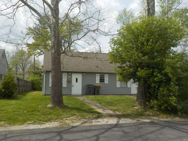 $329,900 | 405 North Clark Street, Bloomington, IN 47408