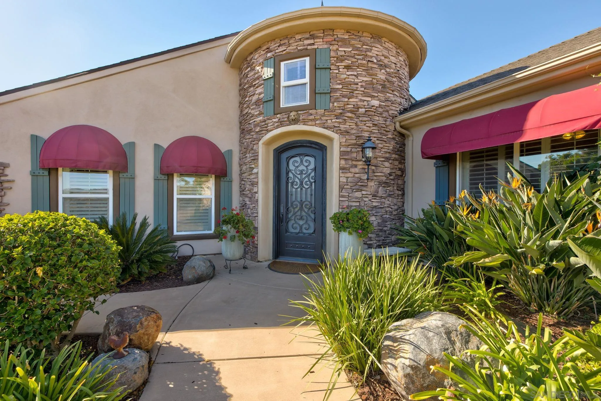 30419 Canyon Estates Road Vista, CA 92084 - Photo 4 of 75