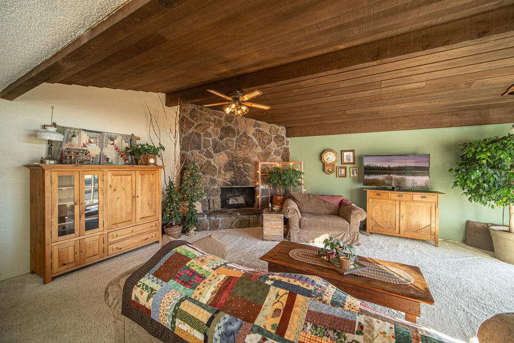 61858 Dobbin Road Bend, OR 97702 - Photo 6 of 30 RileyVisials-22