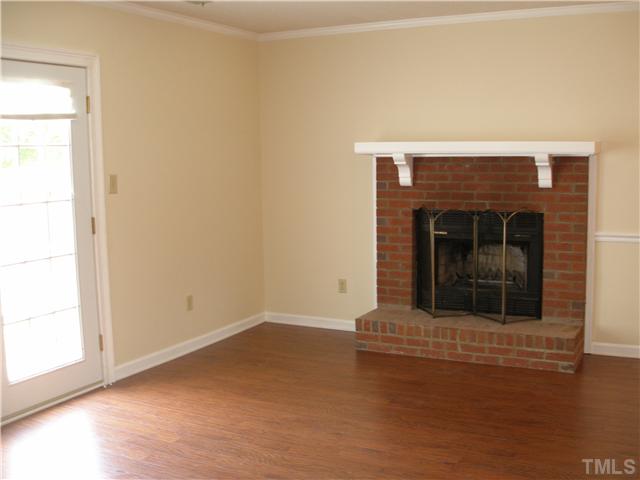 647 Springview Trail Garner, NC 27529 - Photo 2 of 6 Gallery Image 2