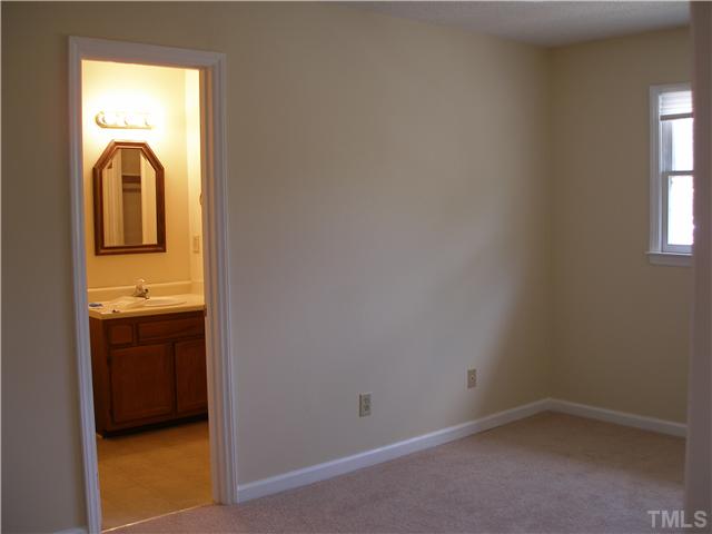 647 Springview Trail Garner, NC 27529 - Photo 5 of 6 Gallery Image 5