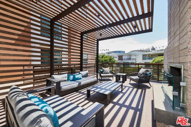 $1,250,000 | 6030 South Seabluff Drive, Unit 316, Los Angeles, CA 90094