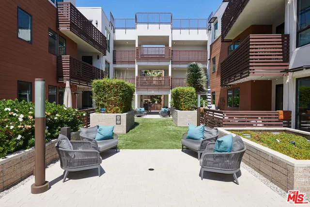 $1,250,000 | 6030 South Seabluff Drive, Unit 316, Los Angeles, CA 90094