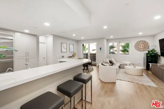 $1,250,000 | 6030 South Seabluff Drive, Unit 316, Los Angeles, CA 90094