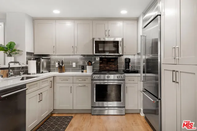 $1,250,000 | 6030 South Seabluff Drive, Unit 316, Los Angeles, CA 90094