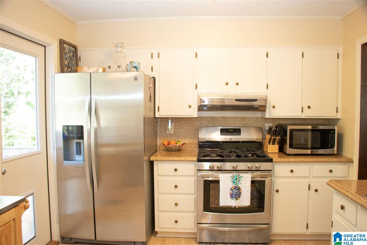 1426 Tropical Lane Alabaster, AL 35007 - Photo 11 of 36