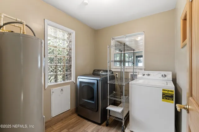 a view of utility room with washer and dryer