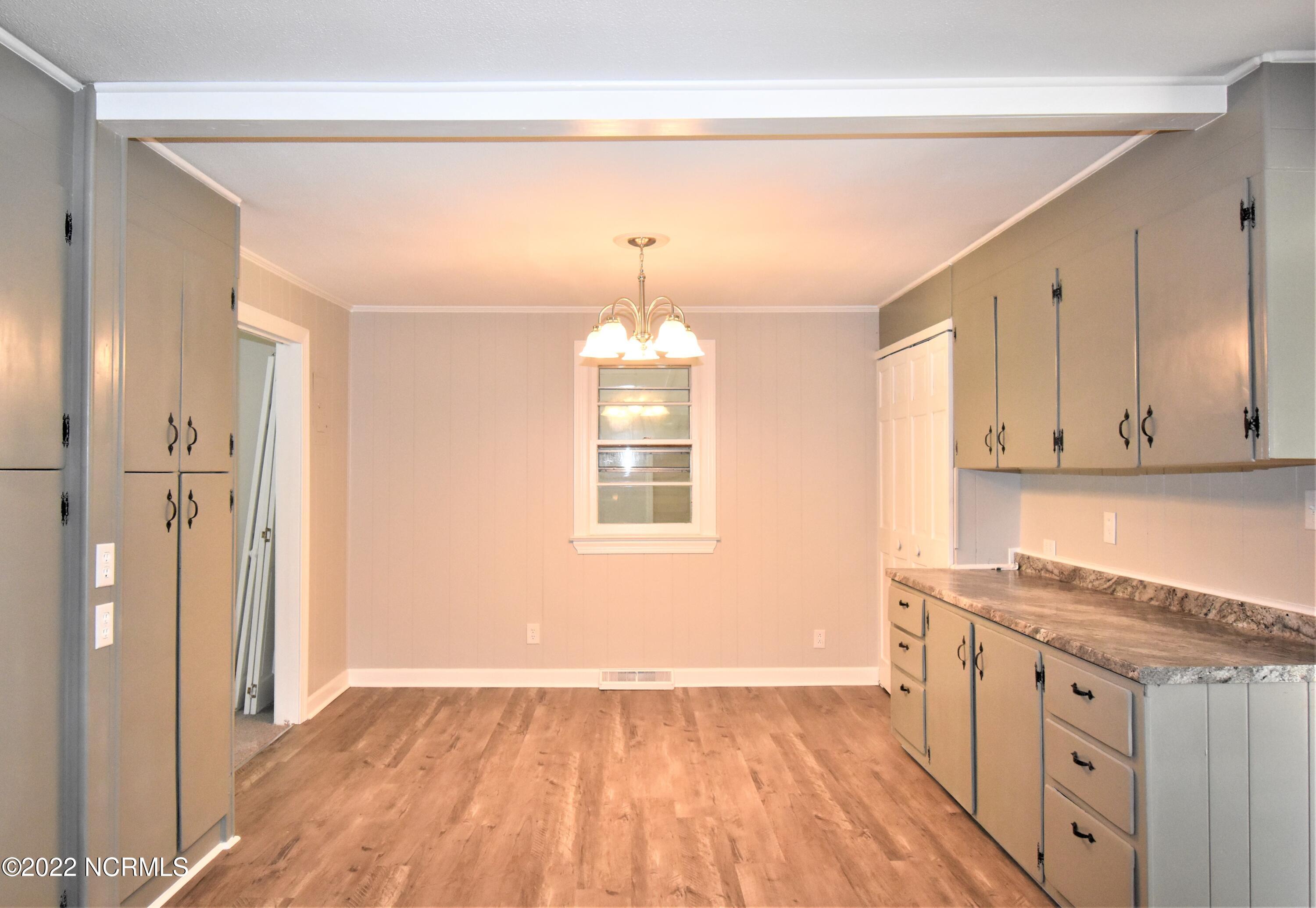 1293 Halltown Road Jacksonville, NC 28546 - Photo 17 of 56 KITCHEN