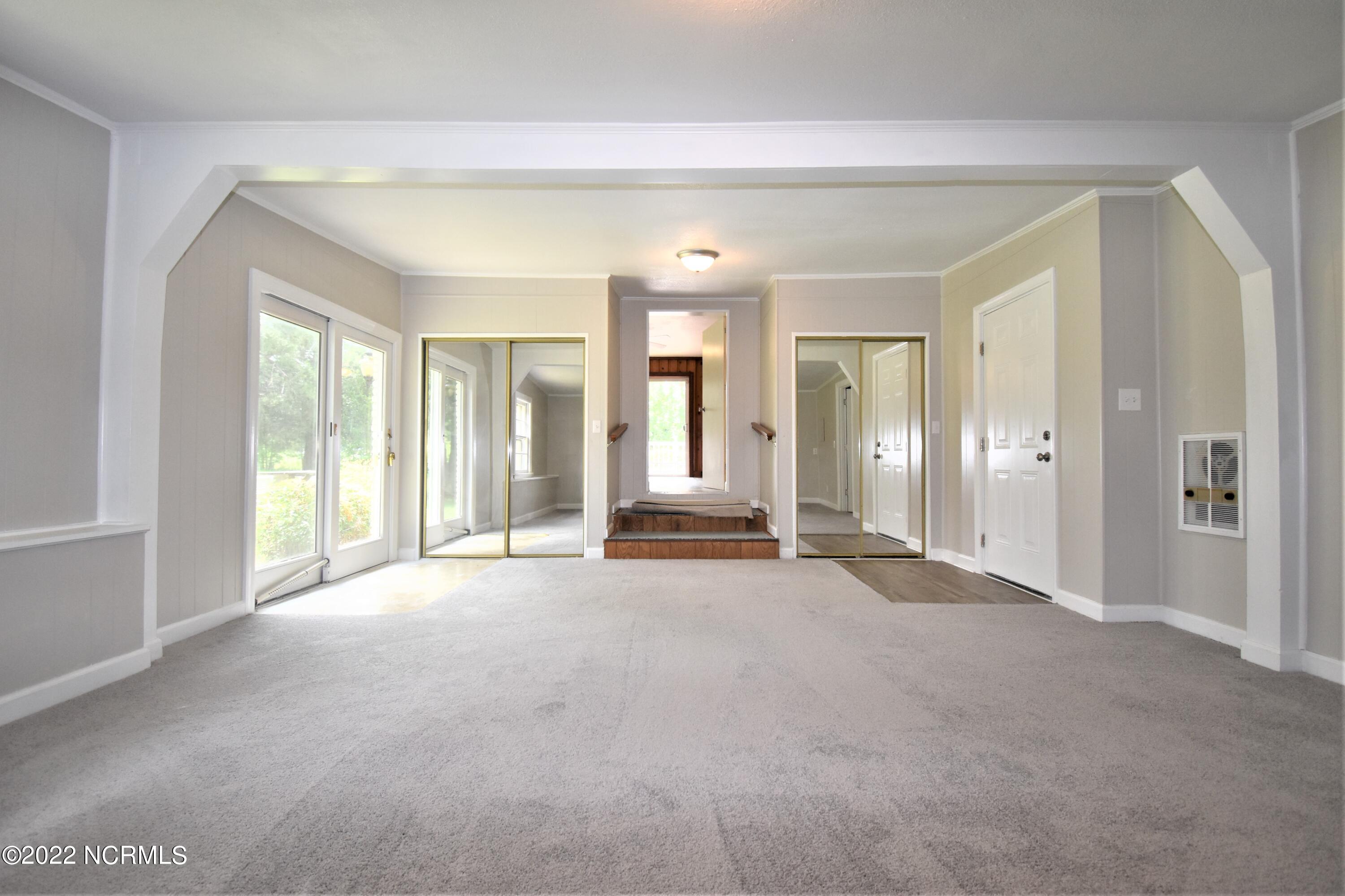 1293 Halltown Road Jacksonville, NC 28546 - Photo 27 of 56 family room