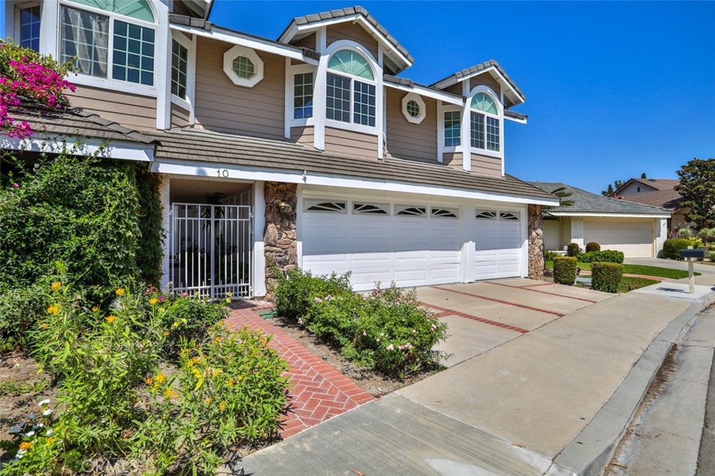 10 Sandstone Irvine, CA 92604 - Photo 4 of 68