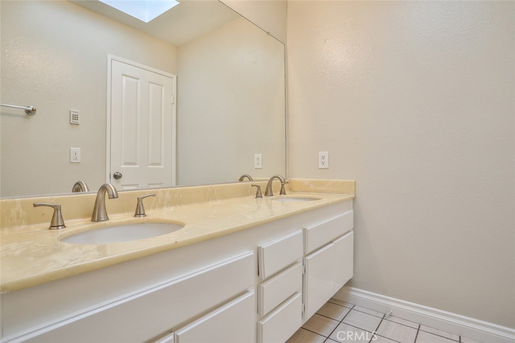 10 Sandstone Irvine, CA 92604 - Photo 55 of 68