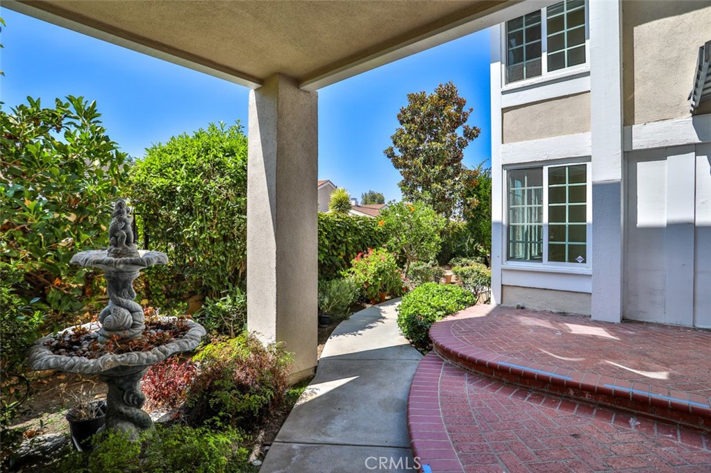 10 Sandstone Irvine, CA 92604 - Photo 6 of 68