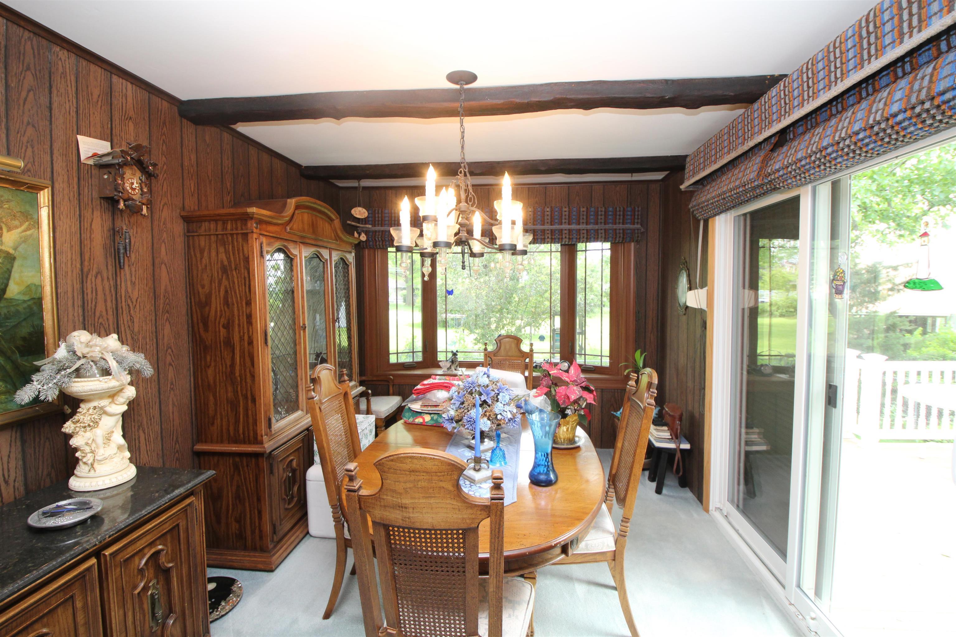 1616 West Queens Court Road Peoria, IL 61614 - Photo 22 of 52 Gallery Image 22