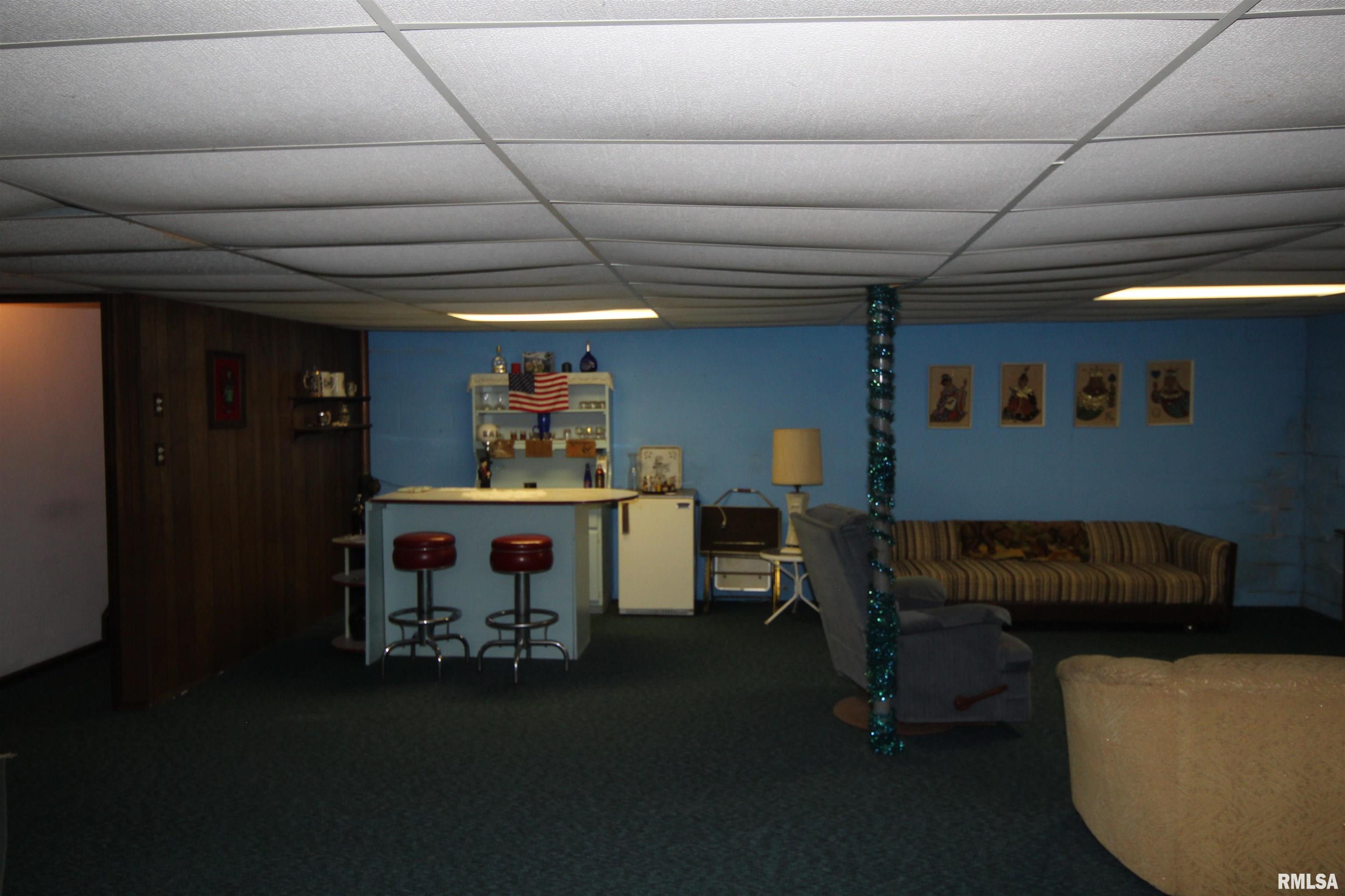 1616 West Queens Court Road Peoria, IL 61614 - Photo 43 of 52 Gallery Image 43